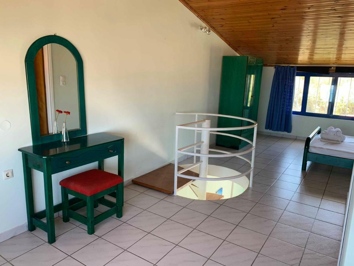 Angistri'S Panorama Apartments Skála エクステリア 写真